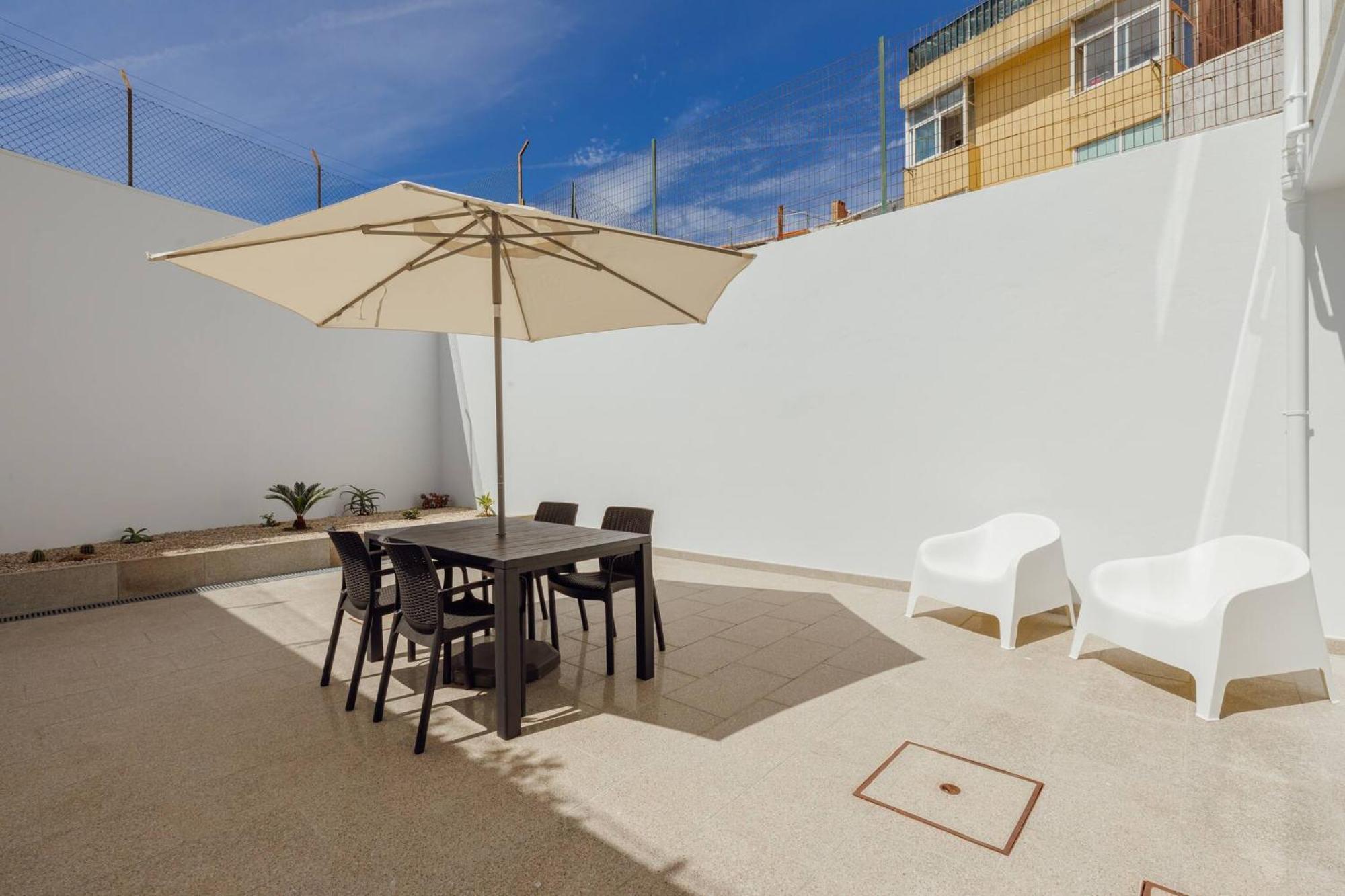 Stylish Apartment With Terrace By Hosty Porto Dış mekan fotoğraf